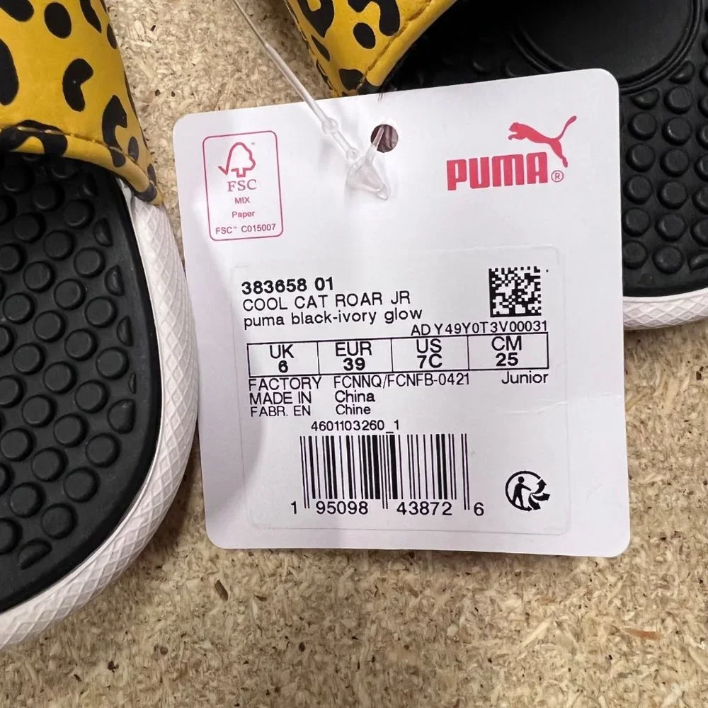 Puma Roar junior slide‎ sandals size 7c